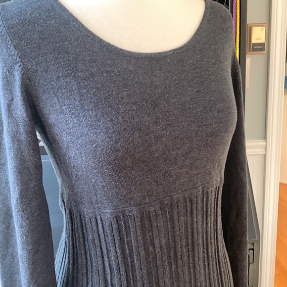 Max Studio Dress long sleeve pleated skirt size small - Picture 3 of 7